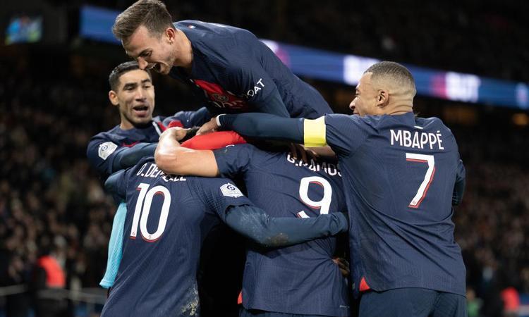 FB体育平台-斯堪的纳维亚队备战法国队，全力争胜